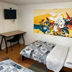 Chorro De Quevedo Hostel Bogota